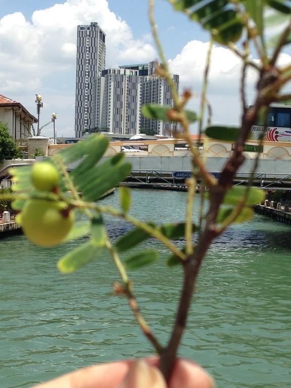 Relax & Chill At Malacca River Екстер'єр фото